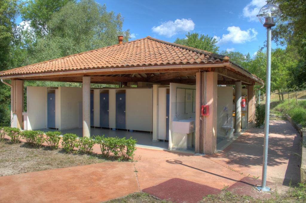 Camping le Couriou Recoubeau-Jansac Extérieur photo